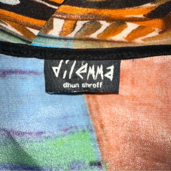 Dilemma Dhun Shroff Kimono Womens Silk Art To Wear Hand Painted Cubism Abstract - Picture 3 of 11